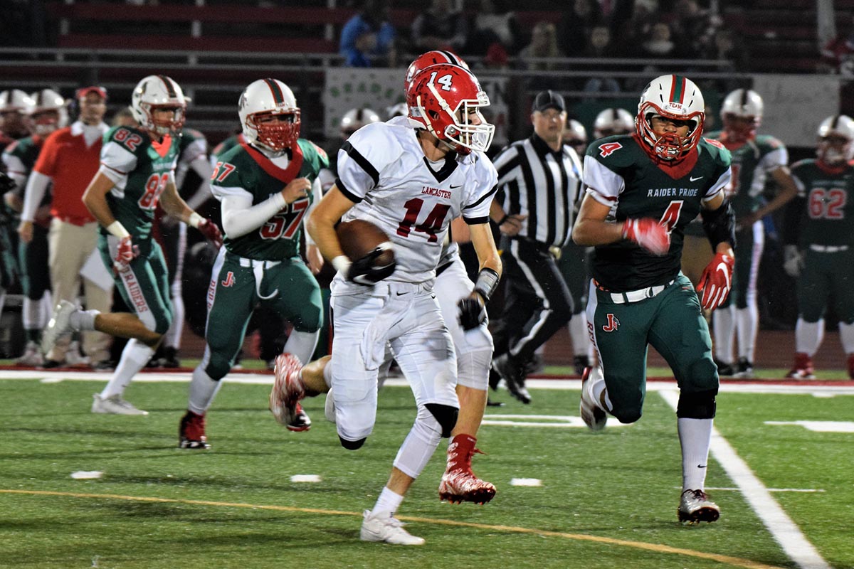 Lancaster Legends Varsity Football vs Jamestown Football Max hits the corner