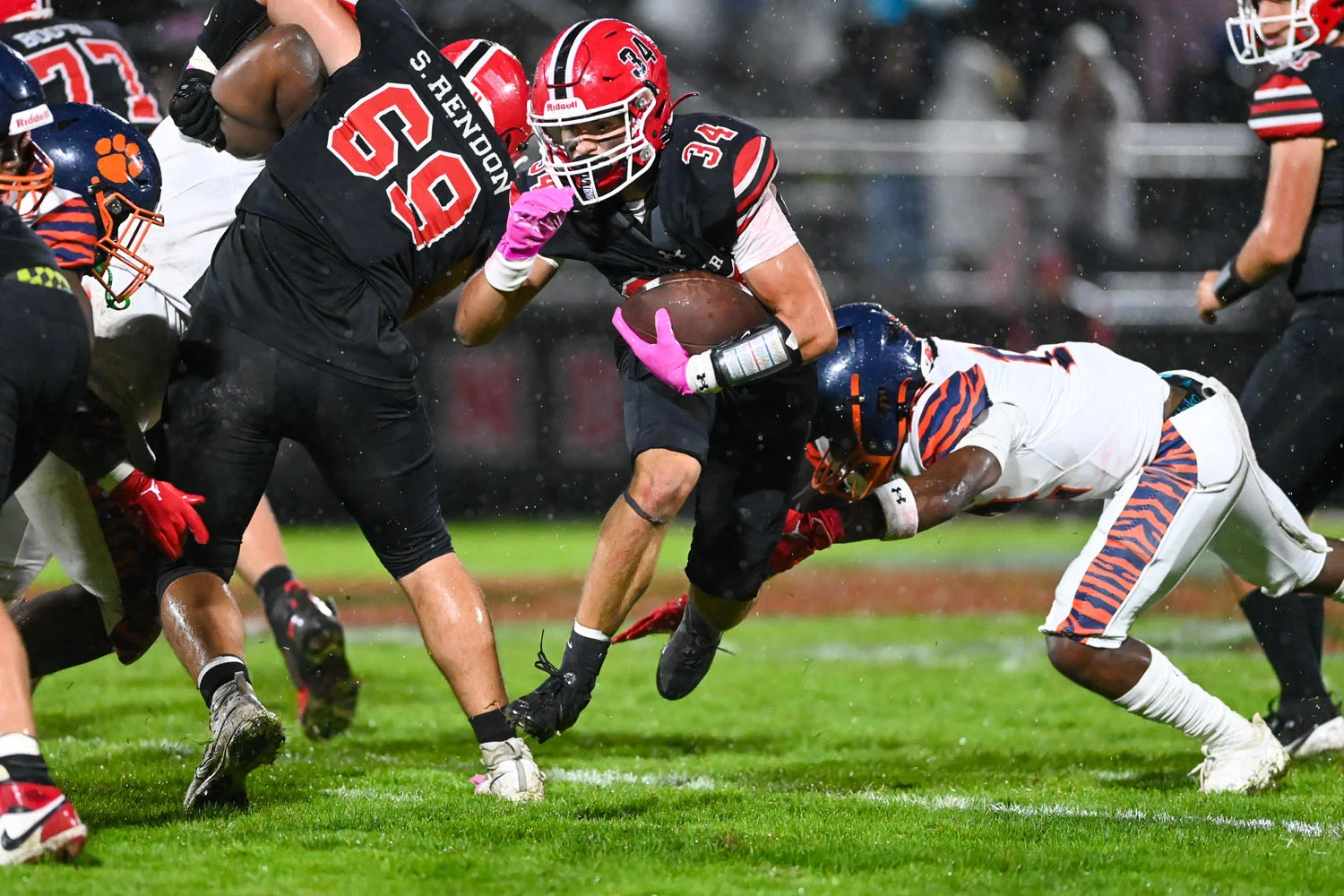 RB avoiding the tackle